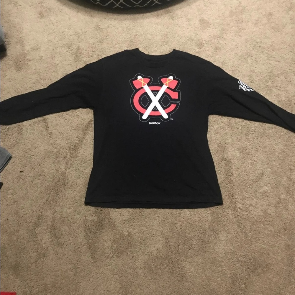 Blackhawks shirt